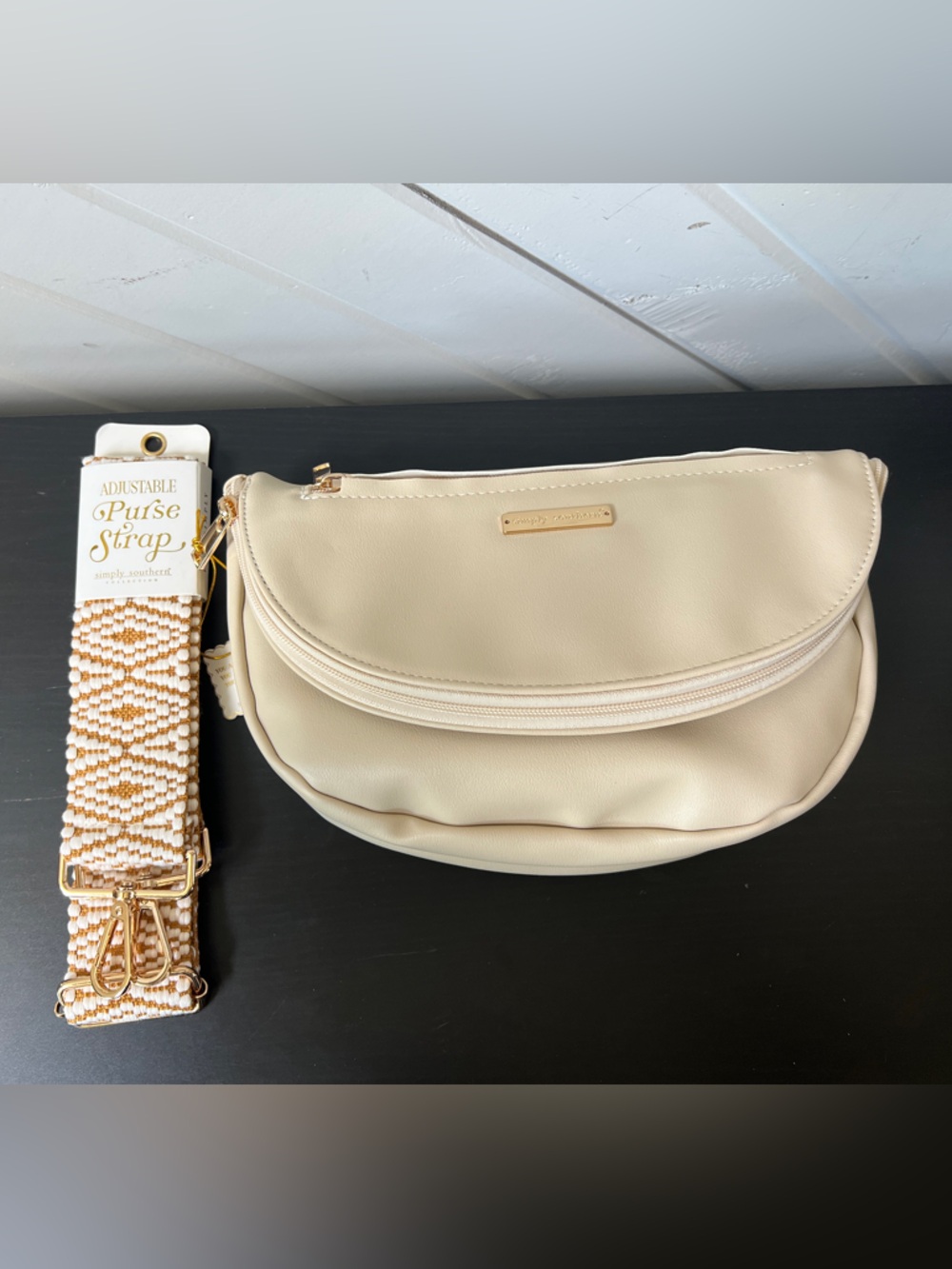 NWT Simply Southern Cross Body Cream/Ivory Detachable Strap Purse